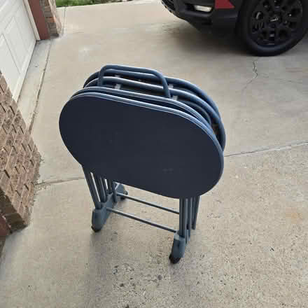 Photo of free TV tables with carrier (Juan Tabo and Comanche) #1