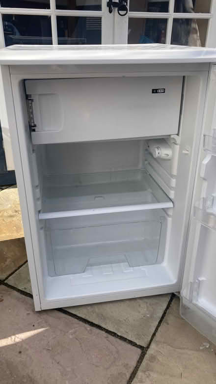 Photo of free fridge (cranbrook) #2