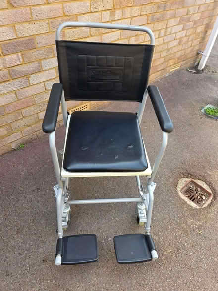 Photo of free Commode (Potters Bar EN6) #2