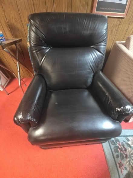 Photo of free Recliner (Menomonee falls) #1