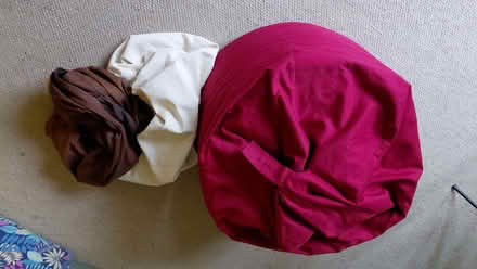 Photo of free Red beanbag approx 3ft plus spare covers (Wallands Park BN7) #1