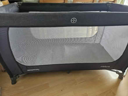 Photo of free Travel cot with carry case (HA3 Harrow) #1