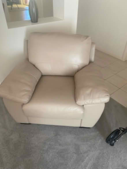 Photo of free 3 seater lounge and lounge chair (Wynn Vale Sa) #2