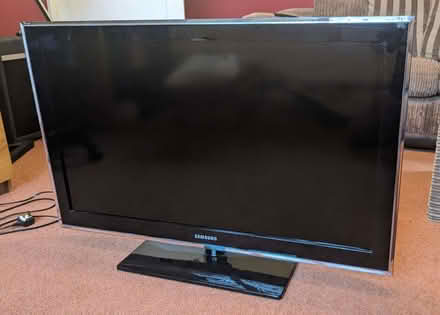 Photo of free Samsung 40" TV (Cheadle Hulme SK8) #1