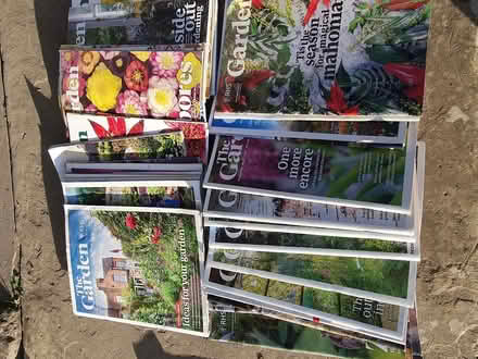 Photo of free Box of garden and country magazines (Dutlas LD7) #2