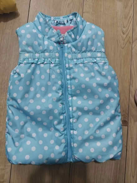 Photo of free Kids rain coat 🧥 (Woodcote SM6) #3