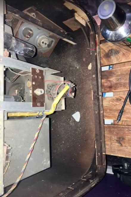 Photo of free Very Old TV (NW7 Bunns Lane) #2