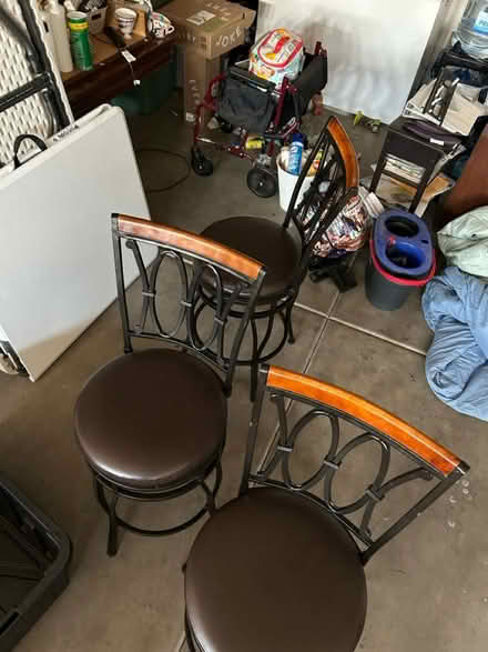 Photo of free 4 bar stools (McCartney Ranch) #1