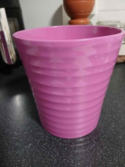 Photo of free Pink plant pot (Basildon) #1