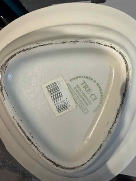 Photo of free Tre Ci serving bowl (Tottenham Hale N15) #2