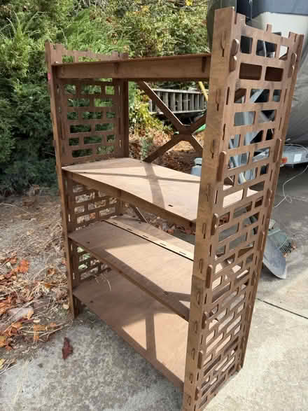 Photo of free shelf (El Camino/shoreline/Miramonte) #1
