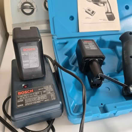 Photo of free Bosch Cordless Drill (Mt.Pleasant and Eglinton area) #2