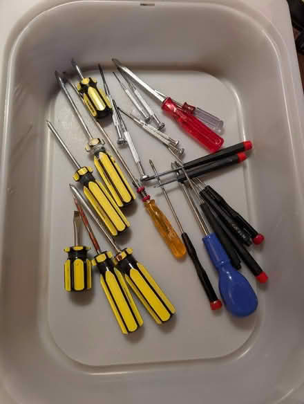 Photo of free Assorted screwdrivers (Brasenose OX11) #1