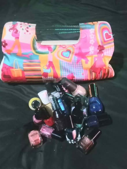 Photo of free Bag of nail polish (Osmondthorpe LS9) #1