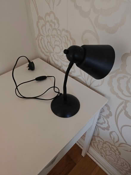 Photo of free small desk lamp (Surrey Quays SE8) #1