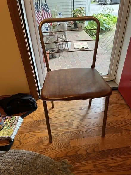Photo of free 4 vintage folding chairs -Pepperell (near Rt 119/113-Pepperell) #1