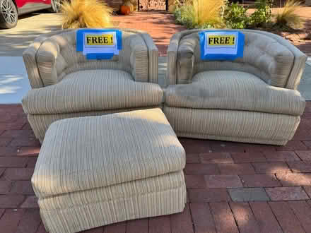 Photo of free Upholstered chairs and ottoman (640 Coleridge Ave, Palo Alto) #1