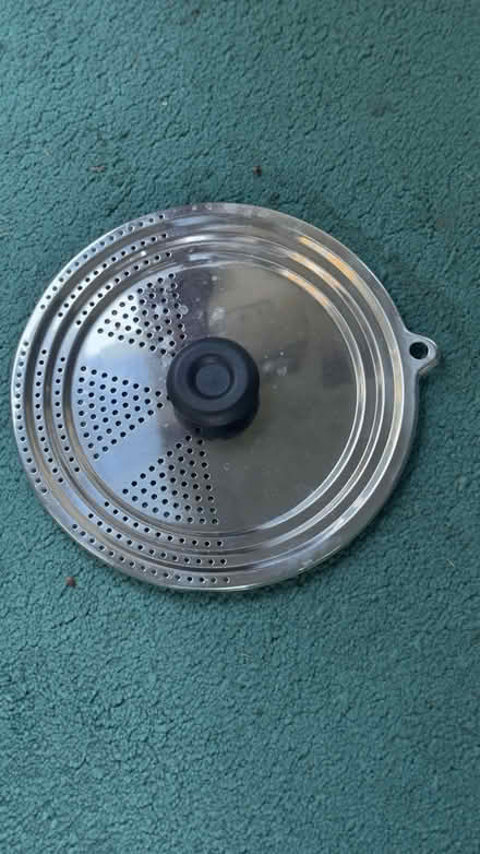 Photo of free Pot straining lid (burlington) #1