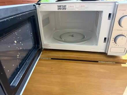 Photo of free Microwave (Tottenham Hale N15) #2