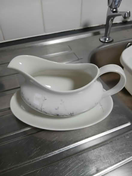 Photo of free Old gravy boat (Basildon) #1