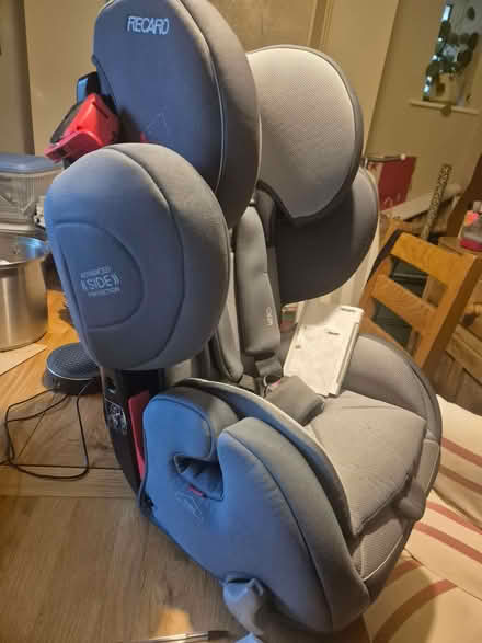 Photo of free Car booster seat - Recaro Young Sport Hero (Handbridge CH4) #1