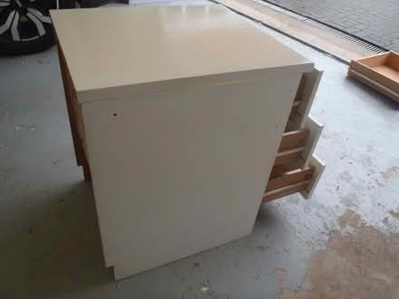 Photo of free Bedside Cabinets (Bromsgrove B61) #3