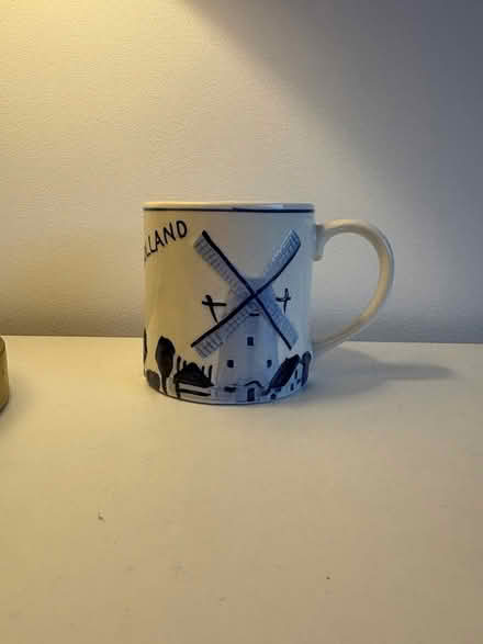 Photo of free Holland traditional mug (Poynton Sk12 1qb) #1