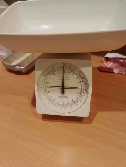 Photo of free Kitchen scales (Billericay CM4) #1