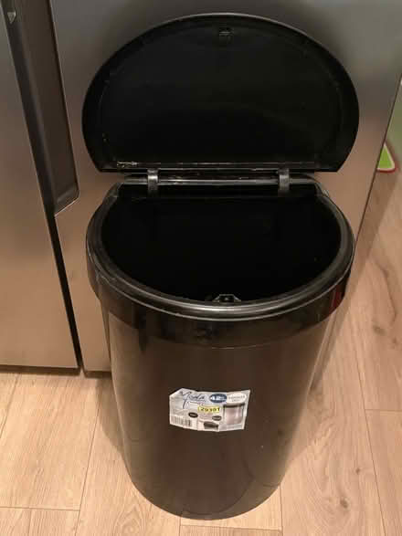 Photo of free Kitchen Bin 42L (Whitelea NE23) #1