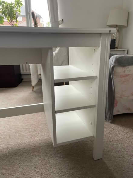 Photo of free White desk (Chalker's Corner TW10) #2