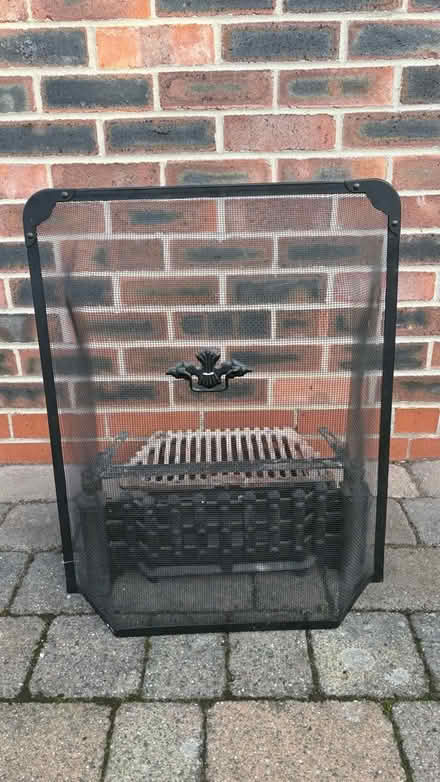 Photo of free fire grate (Compton Acres NG2) #2