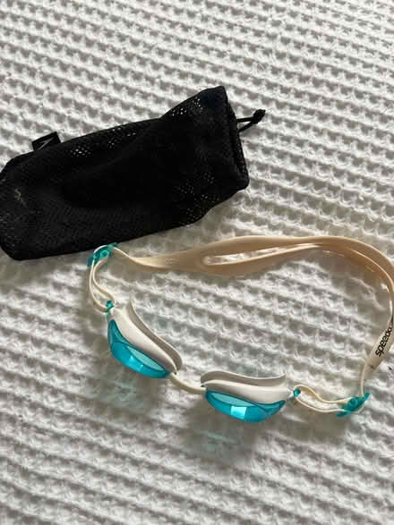 Photo of free Women's or kids swimming goggles (Tufnell Park NW5) #2