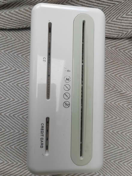 Photo of free Manual paper shredder machine (Godmanchester PE29) #1