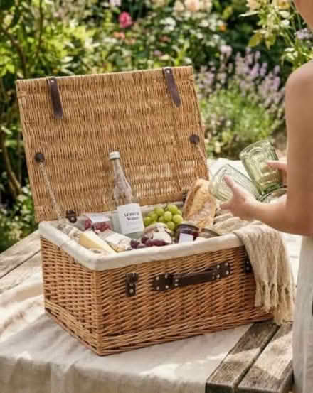 Photo of Vintage suitcases/briefcase/hampers (Ipswich IP4) #3