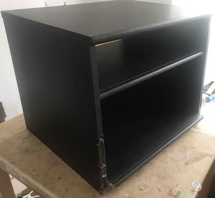 Photo of free TV unit (Woodlands Av., Sidcup DA15) #1