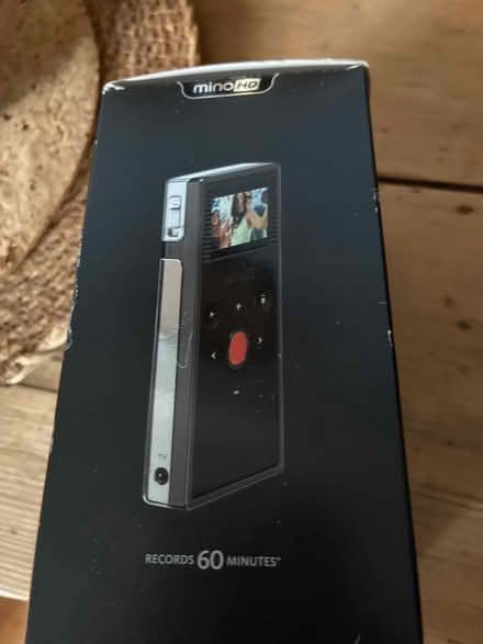 Photo of free Flip video/audio recording device (Norwich NR3) #2
