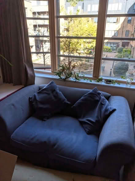 Photo of free Blue sofa (Newington Green N1) #1