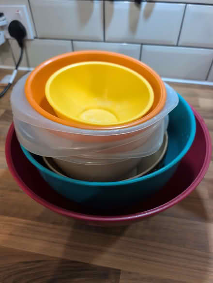 Photo of free Plastic mixing bowls (Pudsey LS28) #1