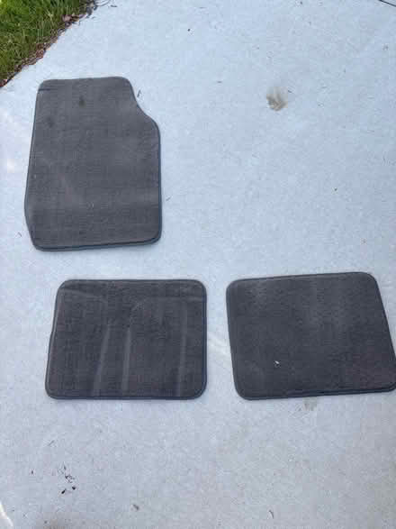 Photo of free Gray car floor mats (Morton Taylor & joy rd) #1