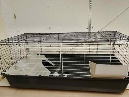 Photo of free Indoor guinea pig cage and liners (Kingswood SS16) #1