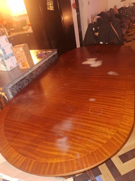 Photo of free 6 seat extendable dining table (hessle HU13) #1
