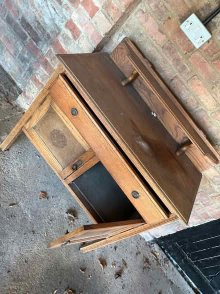 Photo of free Dressing table (West Wickham BR4) #3