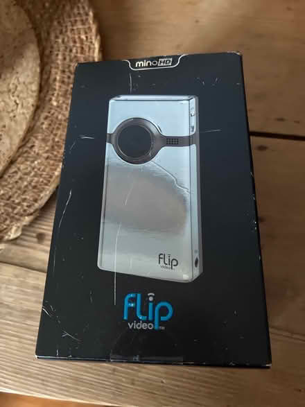 Photo of free Flip video/audio recording device (Norwich NR3) #1