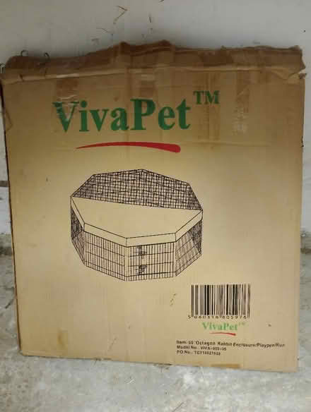 Photo of free Rabbit/guinea pig garden pen (Kingswood SS16) #2