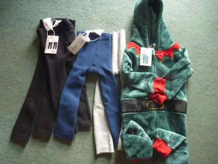 Photo of free BNWT 4 Pairs Thick Leggings & Xmas Onesie Age 1-2 (Bracknell RG12) #2