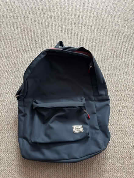 Photo of free Herschel back pack - navy blue excellent condition (Chalfont Common SL9) #1
