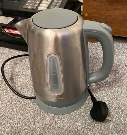 Photo of free Silver kettle (Chadderton) #1