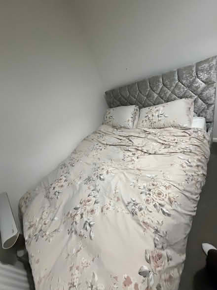 Photo of free Kingsize Ottoman Bedframe NO MATTRESS (Whitton TW2) #1