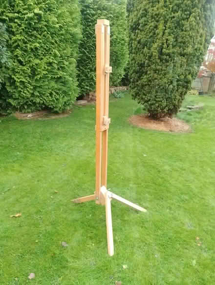 Photo of free Artist's studio type easel (Eamont Bridge CA10) #1