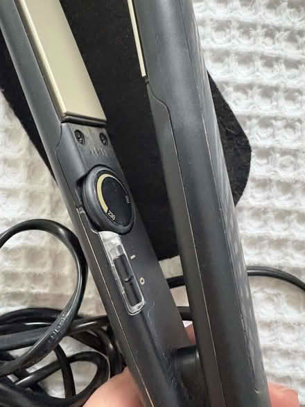 Photo of free Hair straightener (Tufnell Park NW5) #1